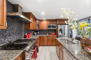73 Wareham St, Middleborough, MA 02346 - Photo 6