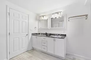 73 Wareham St, Middleborough, MA 02346 - Photo 14