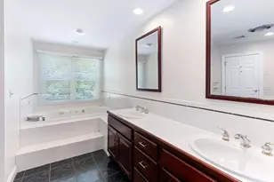35 Vineyard Pl, Easton, MA 02356 - Photo 26