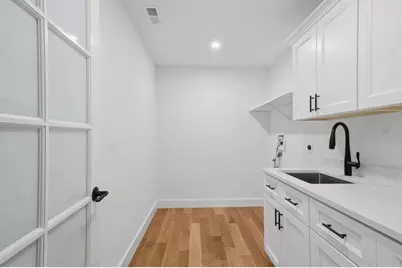 124 Green Street, Stoneham, MA 02180 - Photo 32