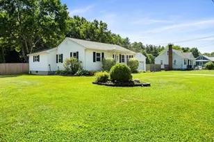 26 Greenmeadow Ln, Granby, MA 01033 - Photo 4