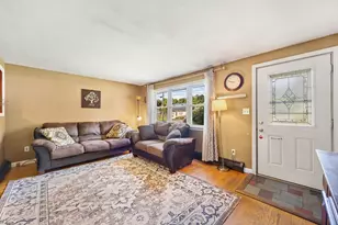 26 Greenmeadow Ln, Granby, MA 01033 - Photo 6