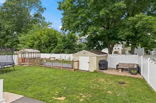 32 North Mountain, Melrose, MA 02176 - Photo 4
