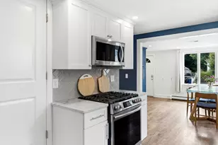 32 North Mountain, Melrose, MA 02176 - Photo 18
