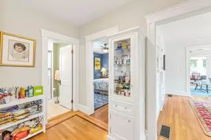 128 Willow St, Boston, MA 02132 - Photo 18