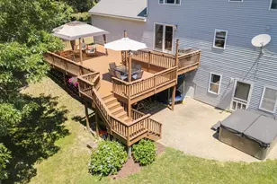 85 Old Elmdale Rd, Uxbridge, MA 01569 - Photo 2