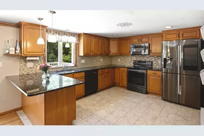 26 Carolyn Dr, Plymouth, MA 02360 - Photo 6