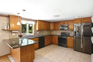 26 Carolyn Dr, Plymouth, MA 02360 - Photo 6