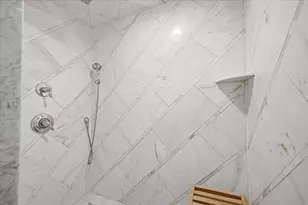 9 Park St, Boston, MA 02122 - Photo 22