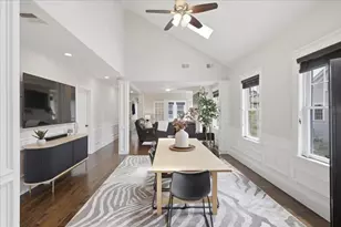 9 Park St, Boston, MA 02122 - Photo 8