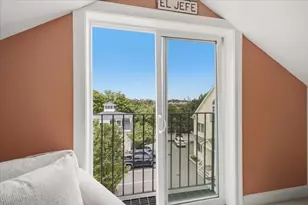 9 Park St, Boston, MA 02122 - Photo 34