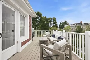9 Park St, Boston, MA 02122 - Photo 14