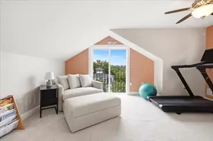9 Park St, Boston, MA 02122 - Photo 32