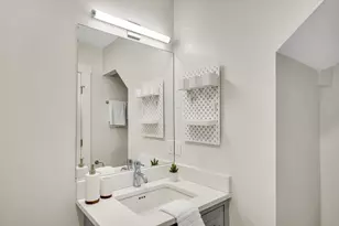 26 Hardwick St, Cambridge, MA 02141 - Photo 22