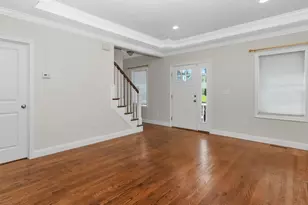 66 Ash St, Waltham, MA 02453 - Photo 16