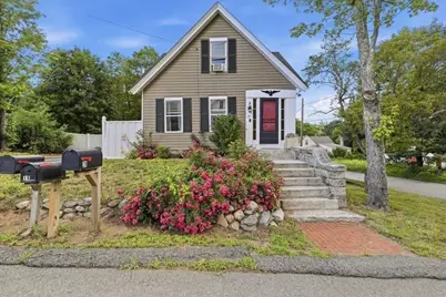 19 West Elm St., Townsend, MA 01474 - Photo 2