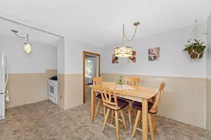 213-215 Main St, Melrose, MA 02176 - Photo 24