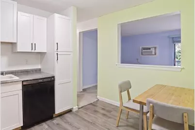 491 W Central St #D2, Franklin, MA 02038 - Photo 4