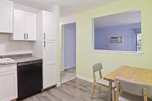 491 W Central St, Franklin, MA 02038 - Photo 4