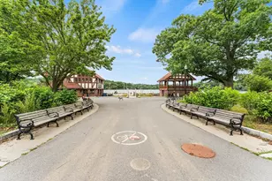 40 Rockview St, Boston, MA 02130 - Photo 16