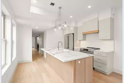 17 Princeton St #PH, Boston, MA 02128 - Photo 4