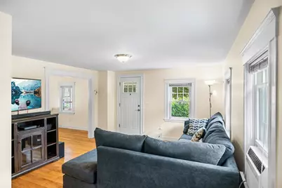 71 Milner St, Waltham, MA 02451 - Photo 10