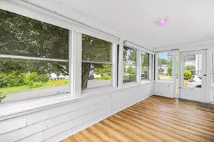 71 Milner St, Waltham, MA 02451 - Photo 2