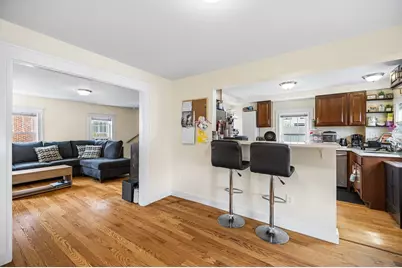 71 Milner St, Waltham, MA 02451 - Photo 8