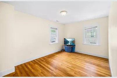 71 Milner St, Waltham, MA 02451 - Photo 14