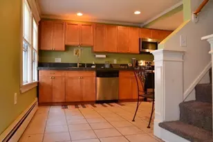 14 Essex St, Swampscott, MA 01907 - Photo 4