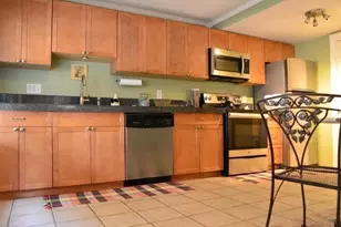14 Essex St, Swampscott, MA 01907 - Photo 2