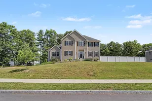 377 Rebecca Rd, Northbridge, MA 01588 - Photo 6