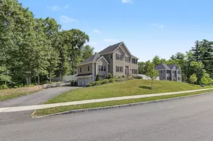 377 Rebecca Rd, Northbridge, MA 01588 - Photo 8