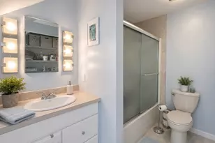 70 Pine Grove Ave, Lynn, MA 01905 - Photo 16
