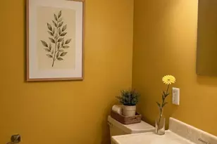 70 Pine Grove Ave, Lynn, MA 01905 - Photo 8