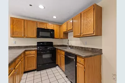 360 Littleton Rd #H5, Chelmsford, MA 01824 - Photo 4