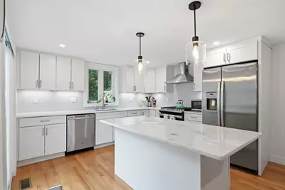 42 Messinger St #42, Canton, MA 02021 - Photo 6