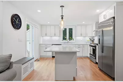 42 Messinger St #42, Canton, MA 02021 - Photo 8