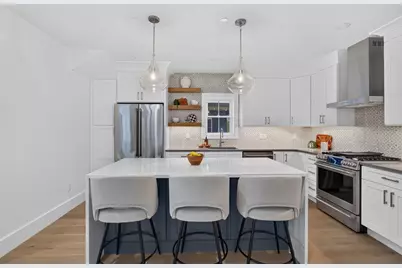 131 Hudson Street #1, Somerville, MA 02144 - Photo 2