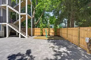 131 Hudson St, Somerville, MA 02144 - Photo 32