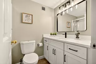 8 Museum Way, Cambridge, MA 02141 - Photo 12