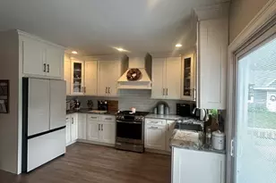 29 Bennett St, Hudson, MA 01749 - Photo 16