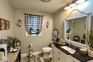29 Bennett St, Hudson, MA 01749 - Photo 22