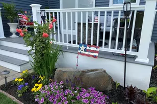 29 Bennett St, Hudson, MA 01749 - Photo 2
