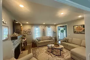 29 Bennett St, Hudson, MA 01749 - Photo 10