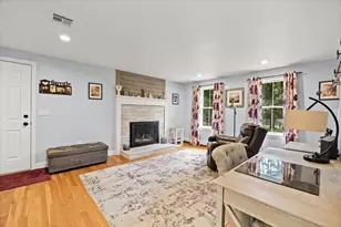 14 Cliff Rd, Bellingham, MA 02019 - Photo 16