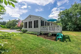 13 Marjorie Dr, Halifax, MA 02338 - Photo 8