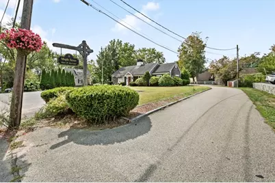 11 Maple St, West Newbury, MA 01985 - Photo 4