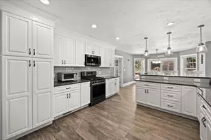 59 Ninas Way, Raynham, MA 02767 - Photo 4