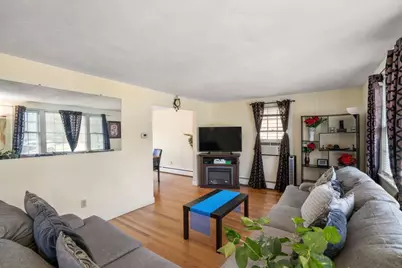 42 Rockland Ave, Arlington, MA 02474 - Photo 14